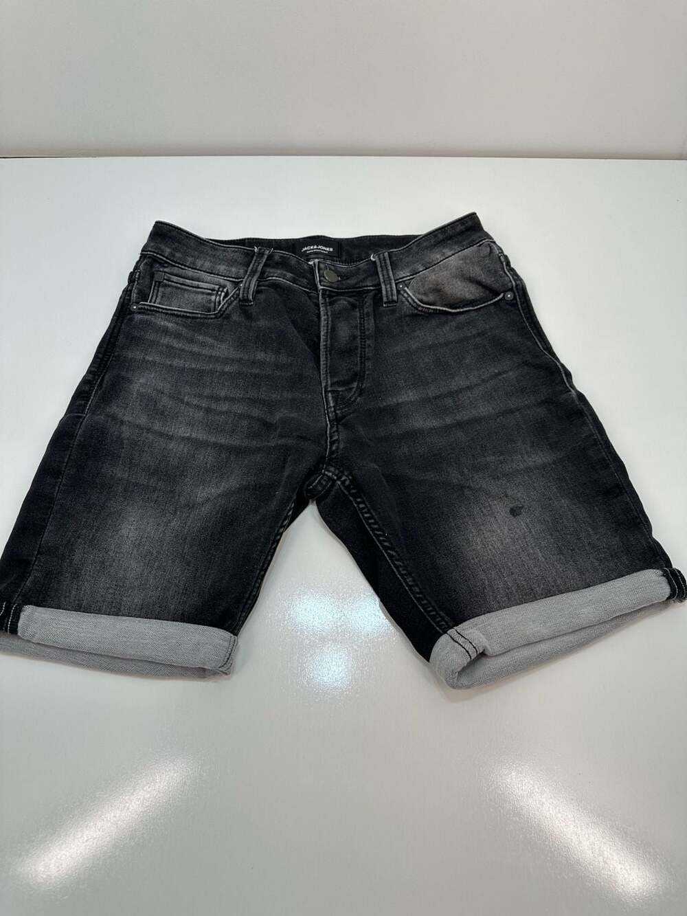 D120 Jack & Jones Denim Shorts Size S Black Washed Bermuda Shorts with Cuffs